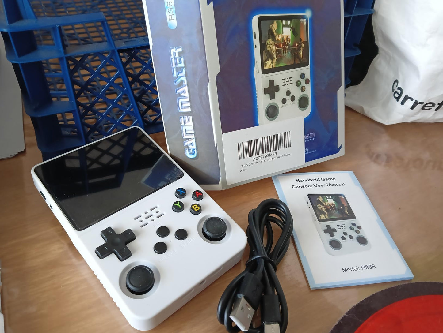 Retro36 – Portable Retro Gaming Console with 15 000+ Classic Games